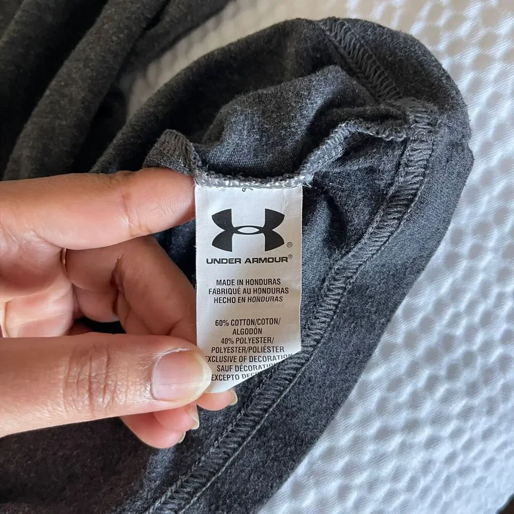 Under Armour Local Legend Shirt Youth X-Large YXL Dark Gray HeatGear Loose